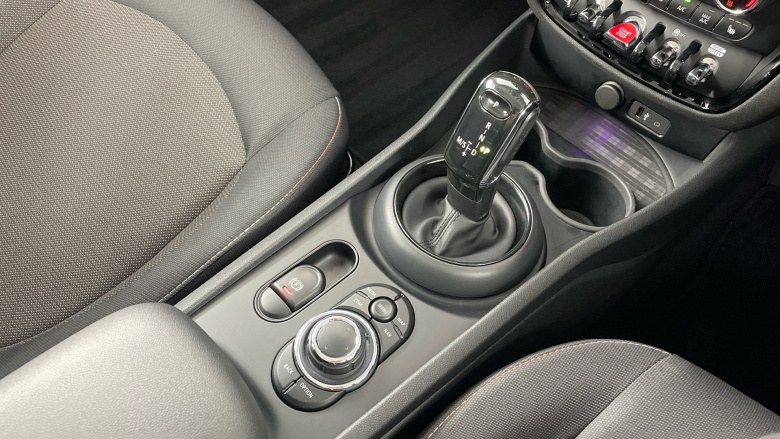 MINI Clubman 1.5 Cooper Classic 6dr Auto Petrol Estate